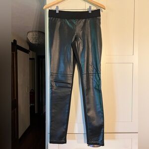 Lauren Ralph Lauren black elastic waist leggings, front leather like size 4